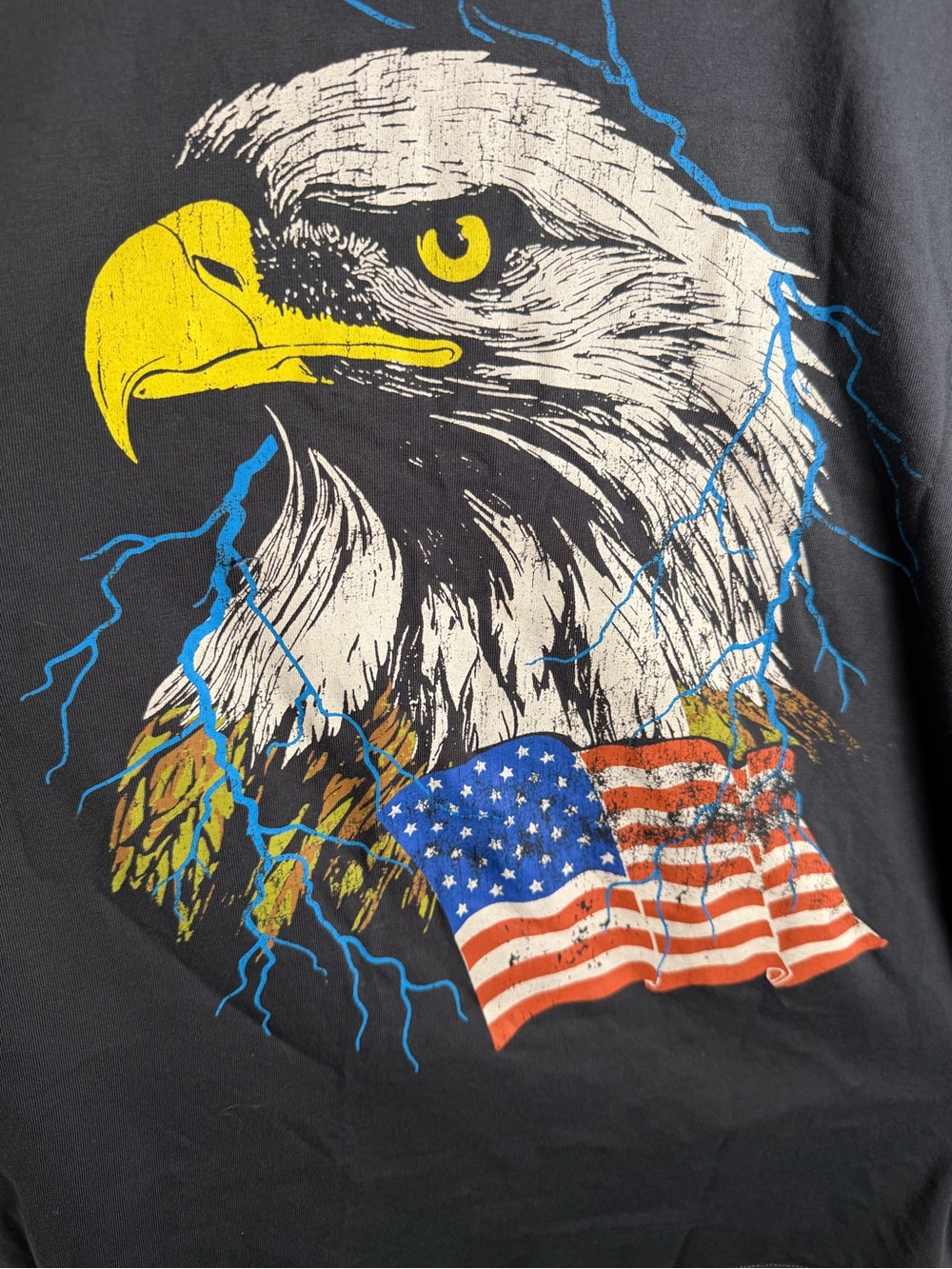 Ripple Junction Black Eagle Graphic Tee men’s S